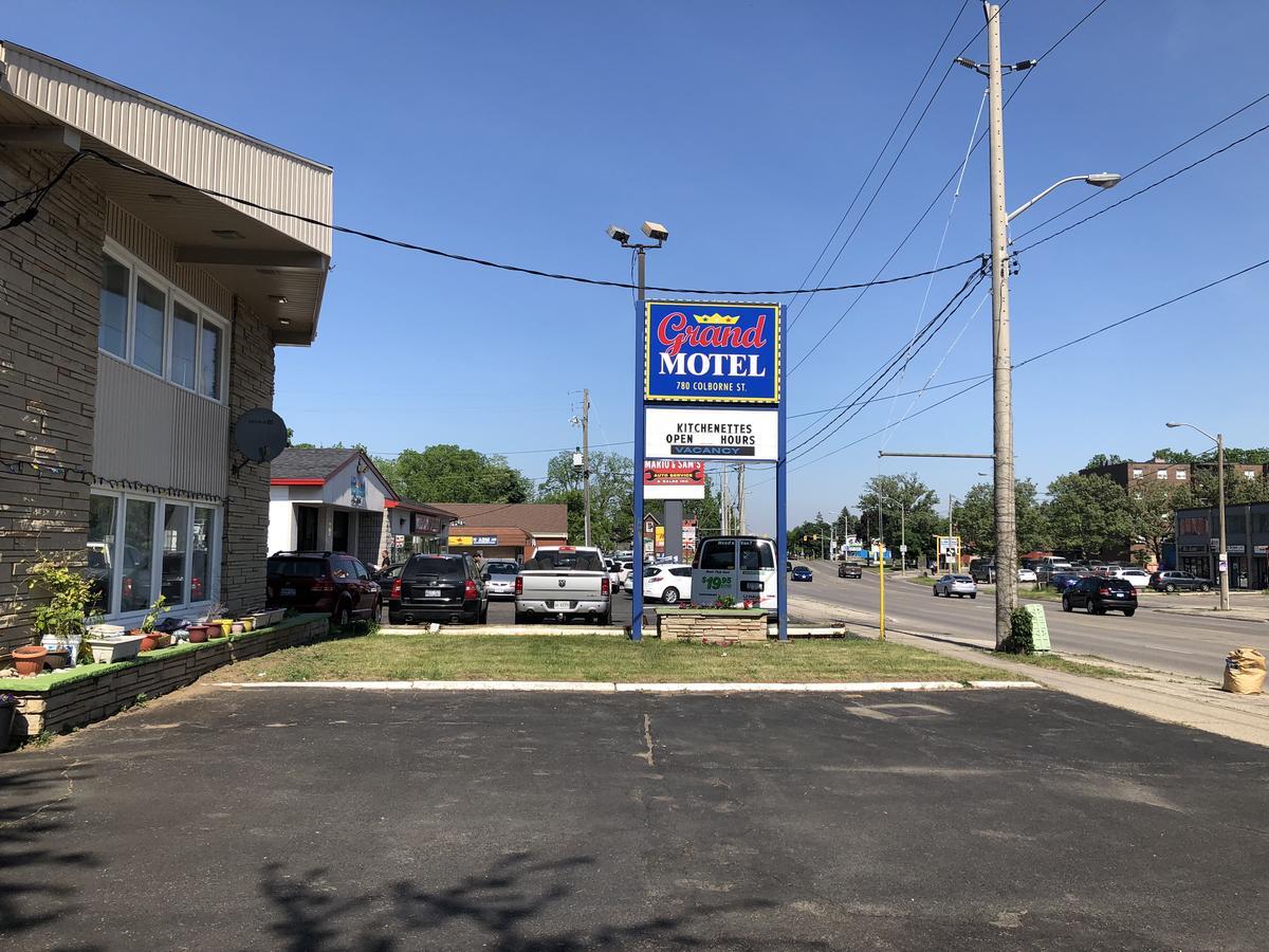 Grand Motel Brantford Kültér fotó